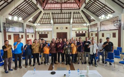 Sarasehan Budaya Sanmari Gianyar oleh Deksi KP dan PMP