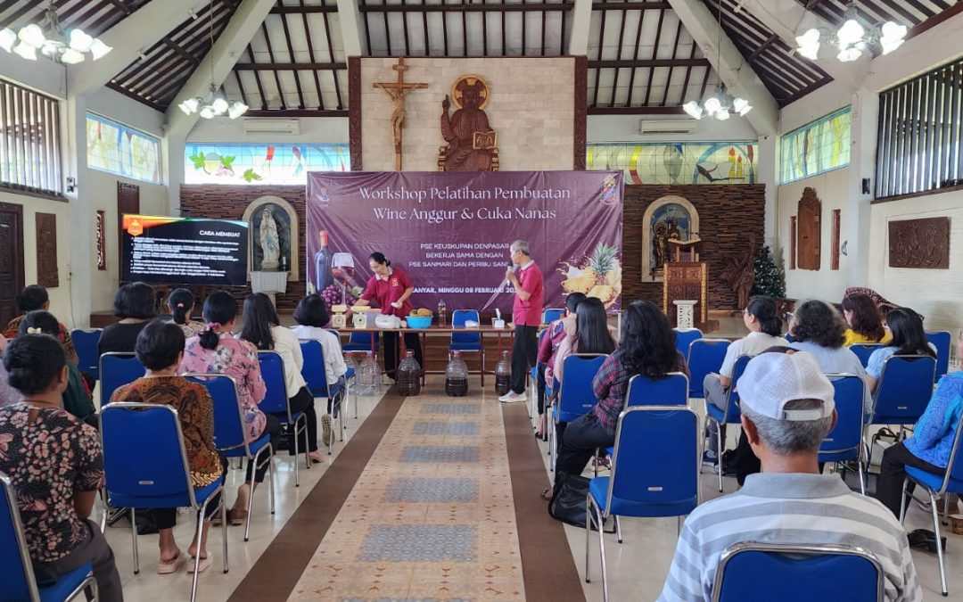 Pelatihan membuat minuman kesehatan dari Anggur dan Nanas