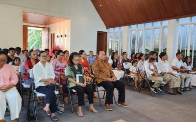 Misa dan pembaptisan Michael Alden Purwono di Kapela St Teresa Avila Bangli
